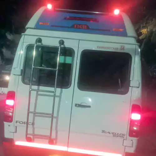 Mahadev Tempo Traveller