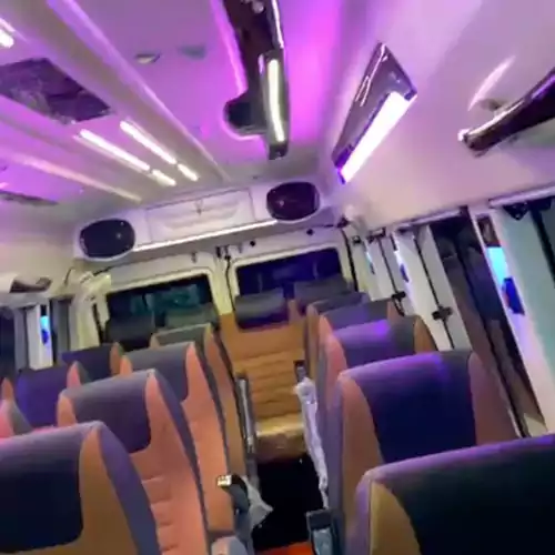 Mahadev Tempo Traveller