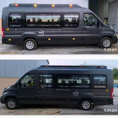 Mahadev Tempo Traveller